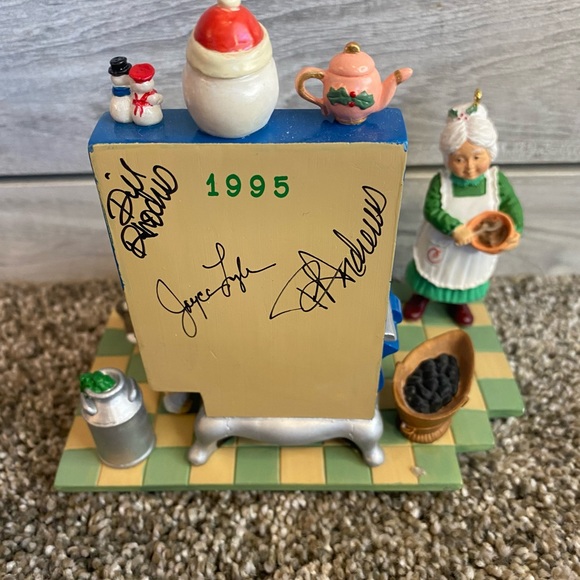 1995 Christmas Eve Bake Off, Club Expo Excl *ARTIST SIGNED, Mrs Clause Elves - Picture 10 of 13